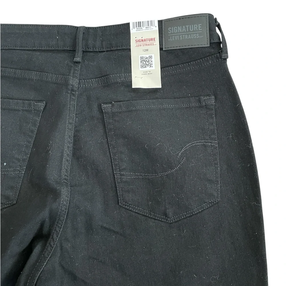 Signature‎ Levi’s High-Rise Skinny Jet Black Denim Pants - Picture 6 of 9